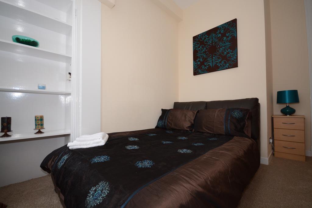 Townhead Apartments Glasgow Airport Paisley Værelse billede