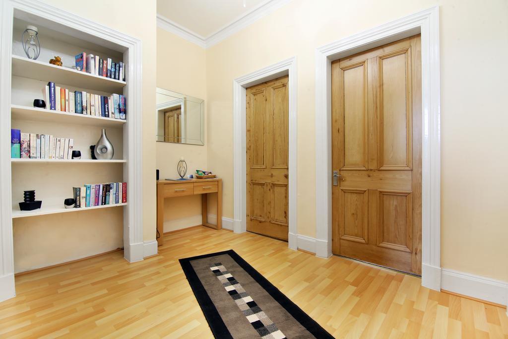 Townhead Apartments Glasgow Airport Paisley Eksteriør billede